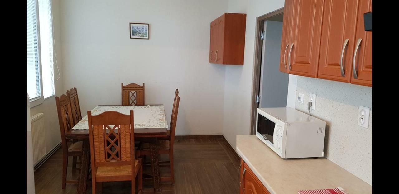 Pommeuse Country House Reem מראה חיצוני תמונה