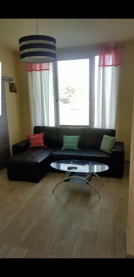 Pommeuse Country House Reem מראה חיצוני תמונה