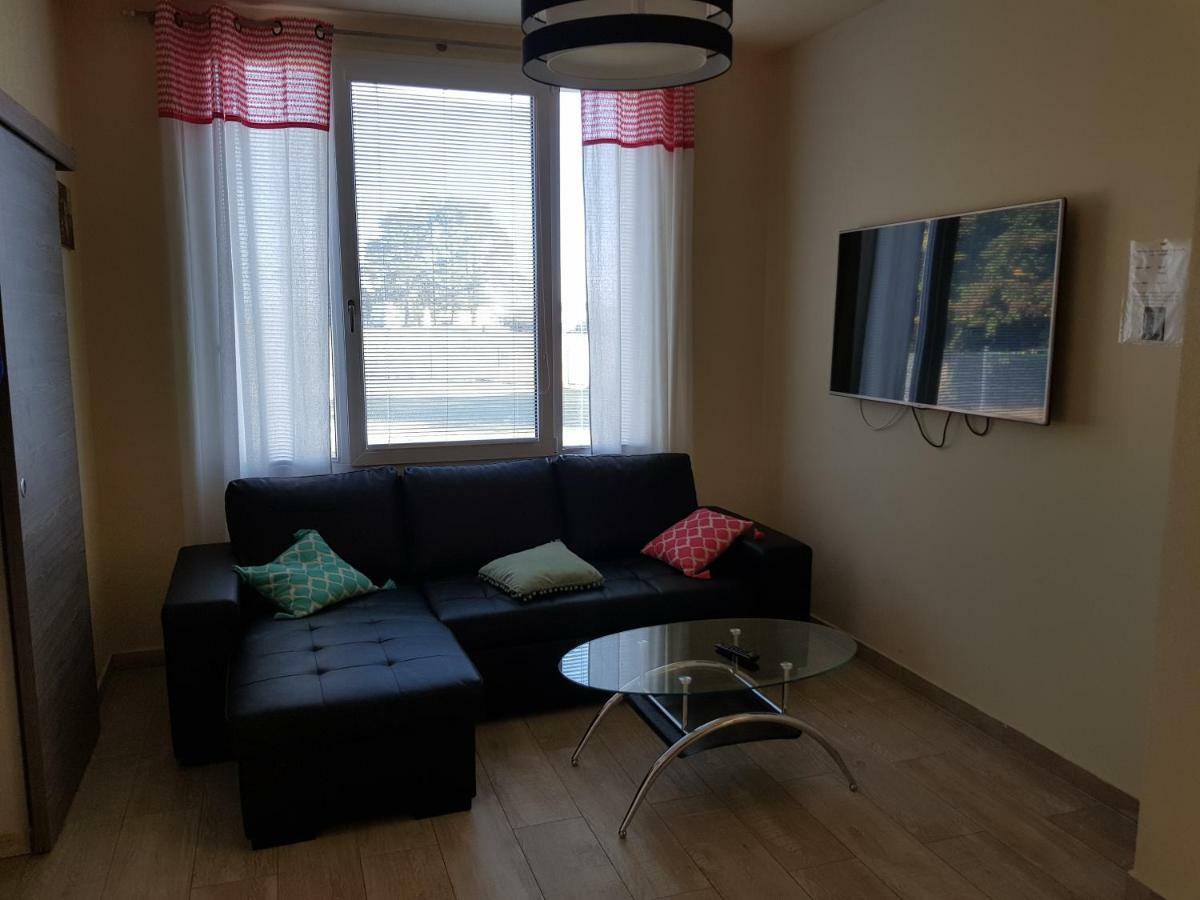 Pommeuse Country House Reem חדר תמונה