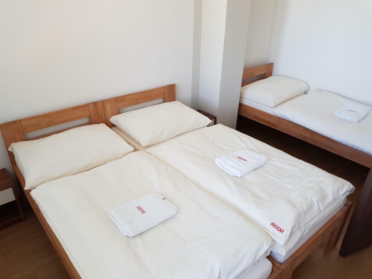 Pommeuse Country House Reem מראה חיצוני תמונה