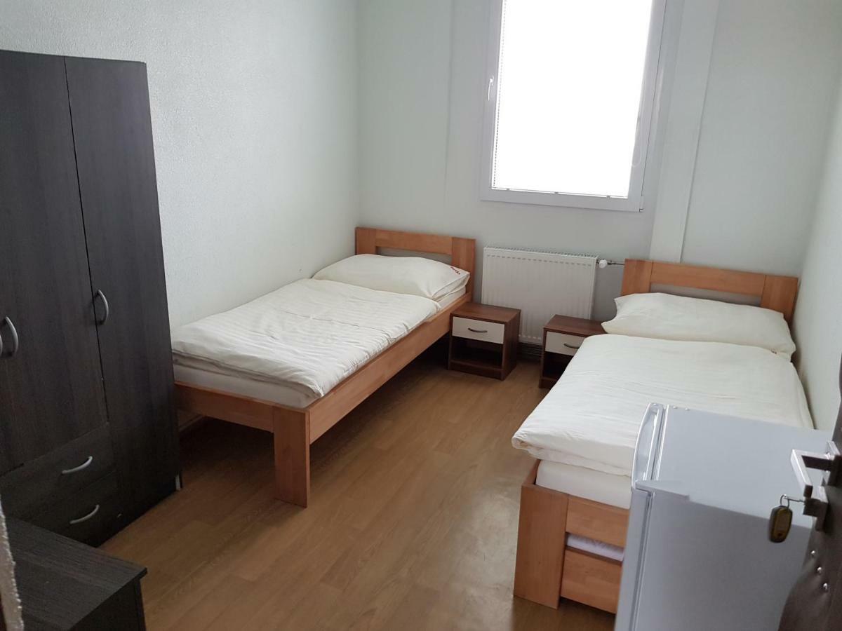 Pommeuse Country House Reem מראה חיצוני תמונה