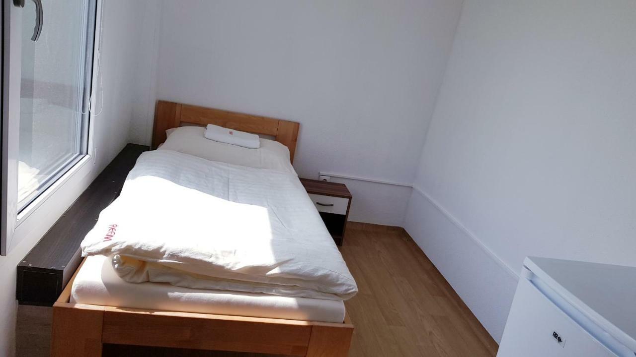 Pommeuse Country House Reem מראה חיצוני תמונה