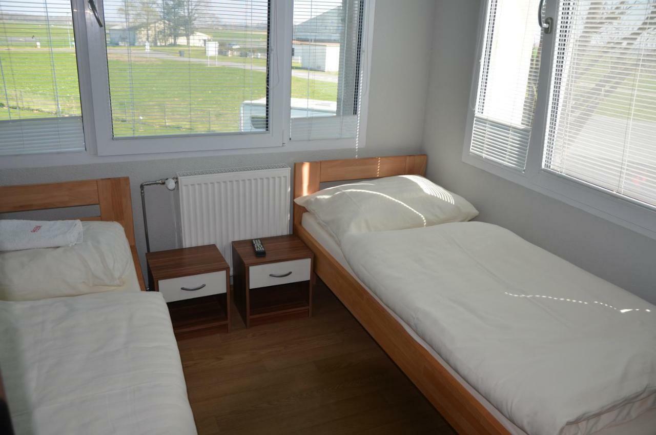 Pommeuse Country House Reem מראה חיצוני תמונה