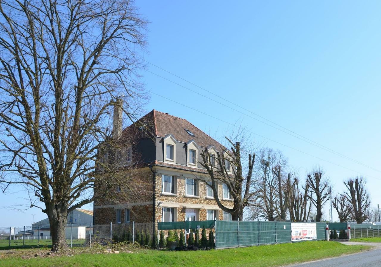 Pommeuse Country House Reem מראה חיצוני תמונה